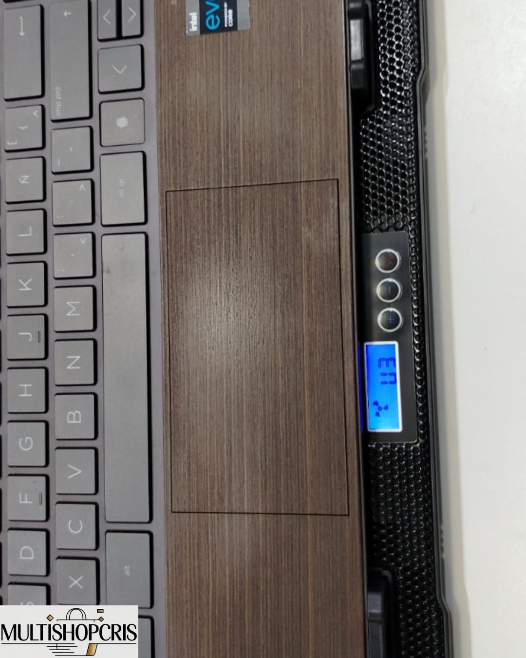 COOLER PARA LAPTOP 6 VENTILADORES LUZ RGB-ENFRIAMIENTO Y SOPORTE AJUSTABLE